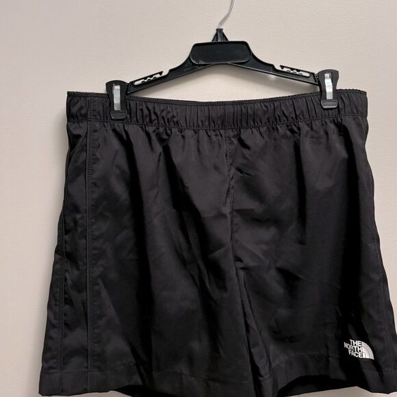 THE NORTH FACE Elevation Short - Men's black short - Picture 5 of 6